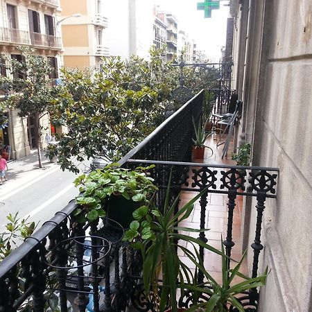 Barcelona Housing Recommend For Students Барселона Екстер'єр фото